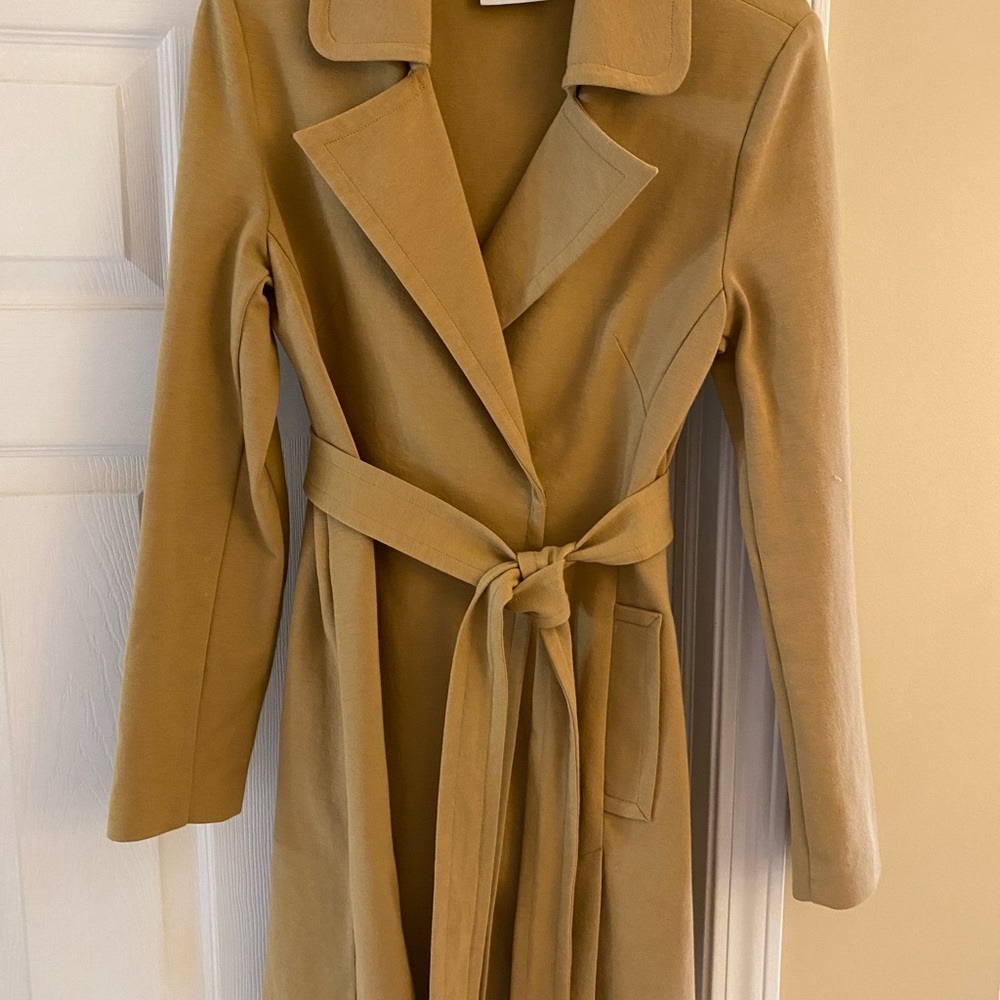 CAbi Fall 2015 #3037 Casablanca Sz Sm Camel Knit trench Coat w/belt
